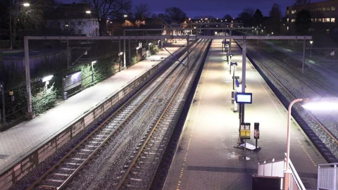 tomstation.jpg
