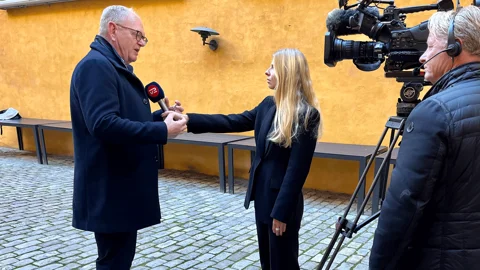 BAinterview.gif