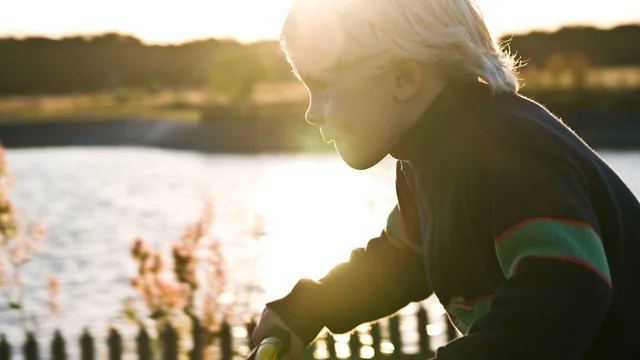 CB_dreng-paa-cykelB.jpg